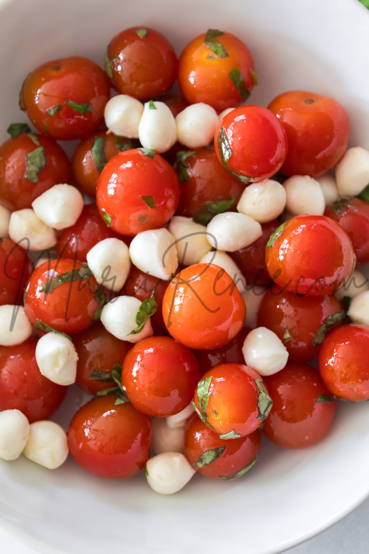 Cherry Tomato Caprese Salad (Set 3 Semi)