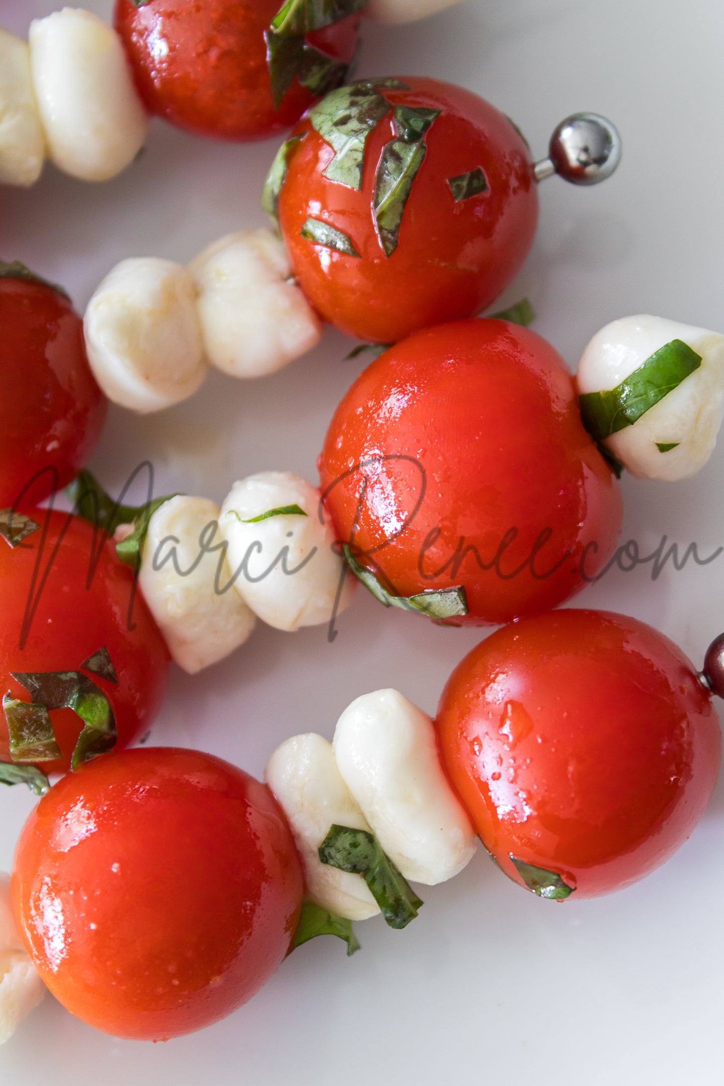 Cherry Tomato Caprese Salad (Set 4 Semi)