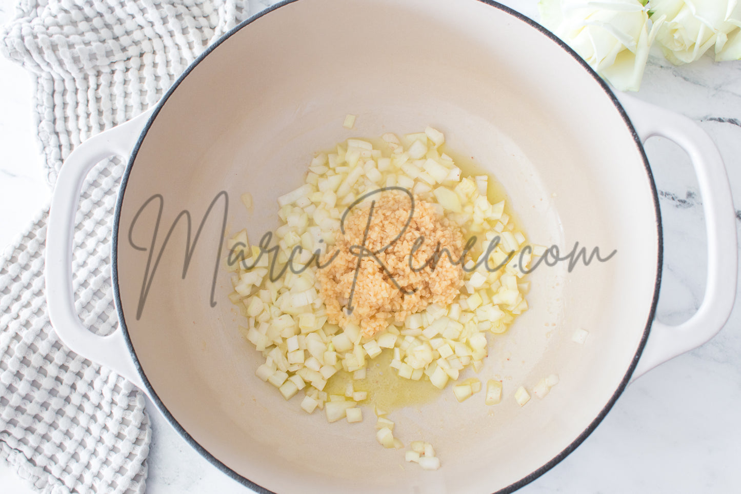 Semi: Creamy Spinach Pasta Sauce (Set 2 of 2)