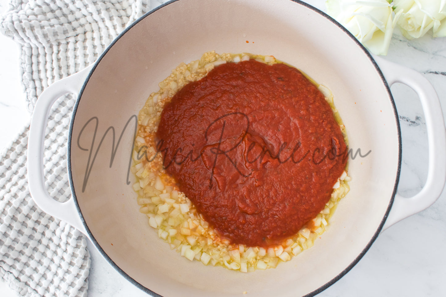 Semi: Creamy Spinach Pasta Sauce (Set 2 of 2)