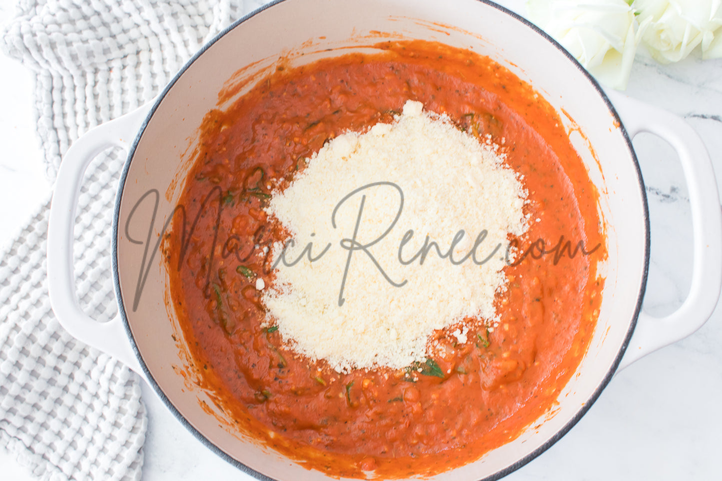 Semi: Creamy Spinach Pasta Sauce (Set 2 of 2)