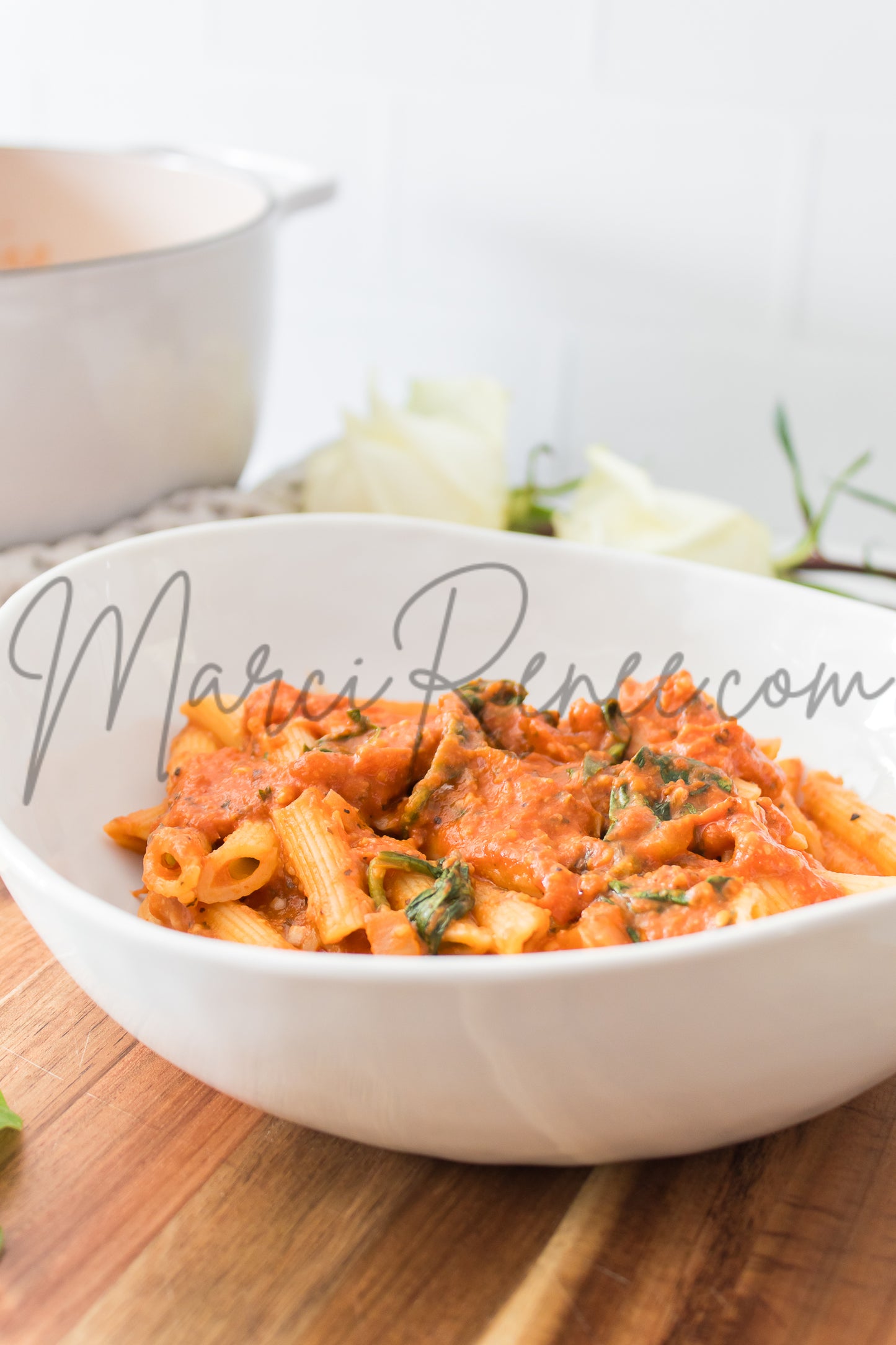 Semi: Creamy Spinach Pasta Sauce (Set 2 of 2)