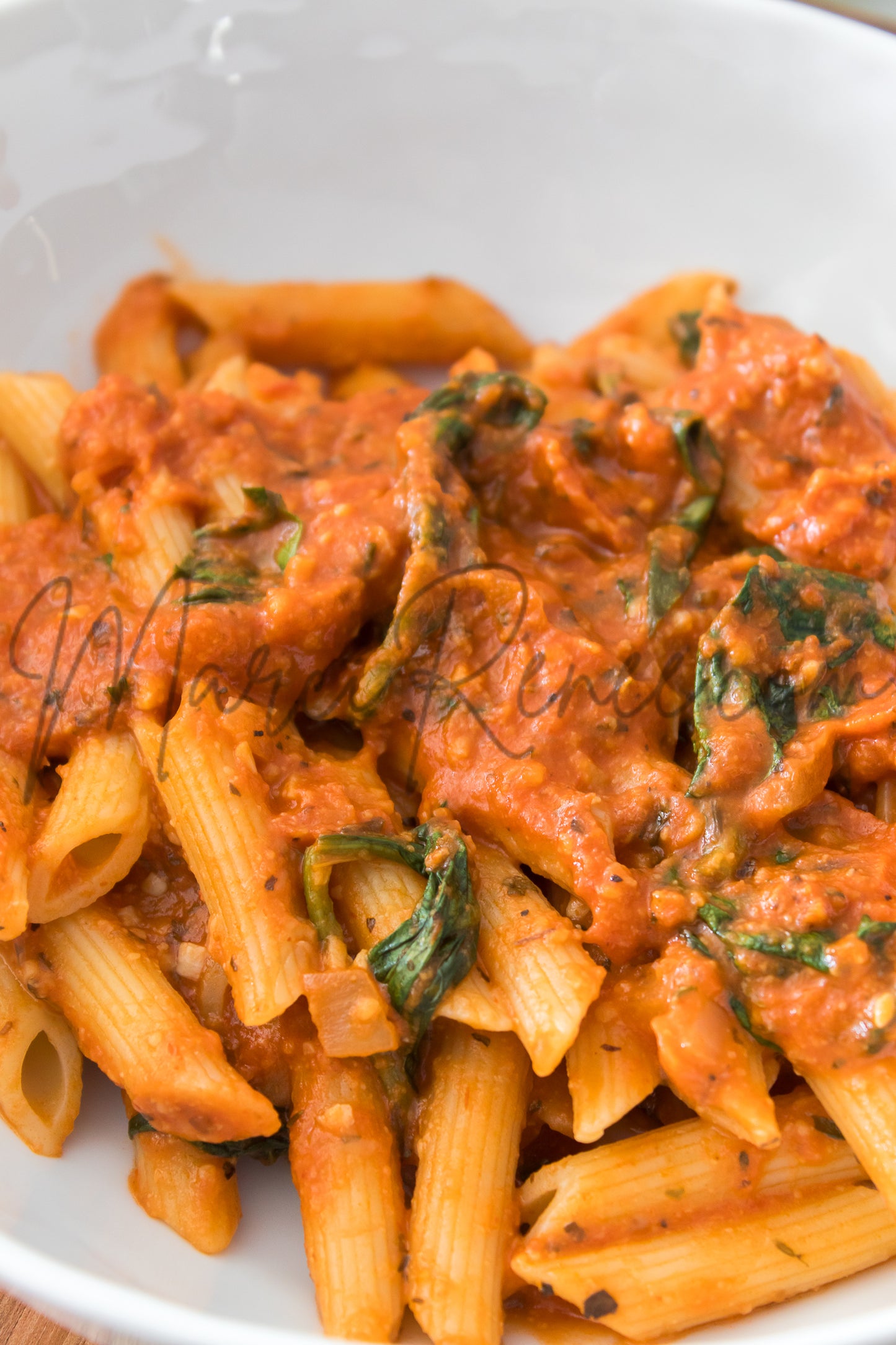 Semi: Creamy Spinach Pasta Sauce (Set 2 of 2)