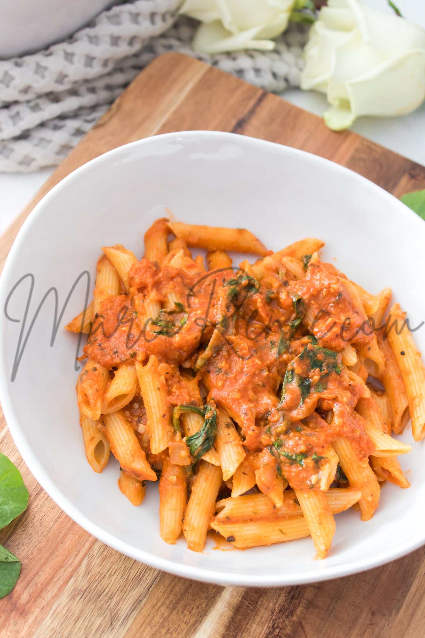 Semi: Creamy Spinach Pasta Sauce (Set 2 of 2)
