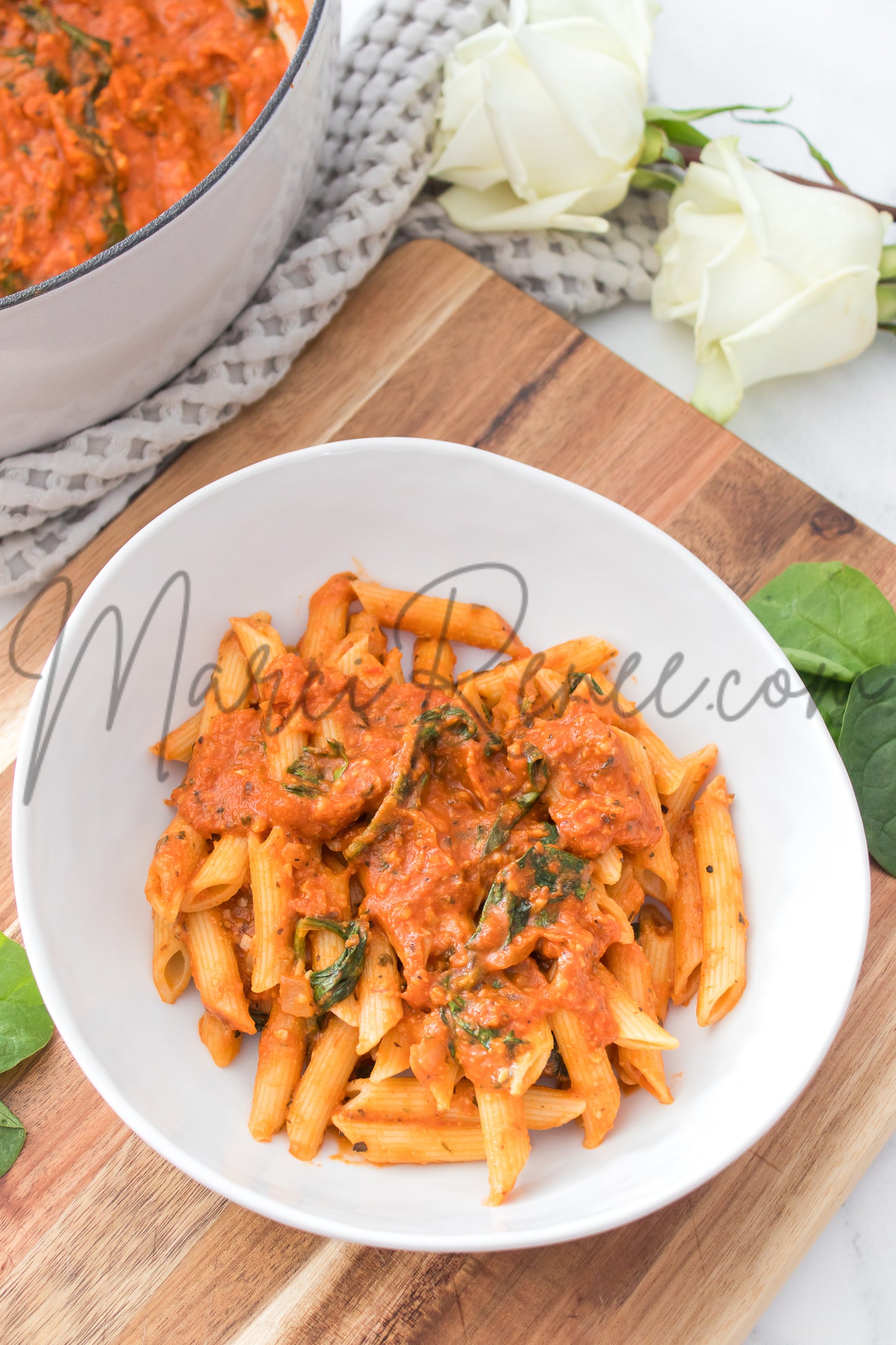 Semi: Creamy Spinach Pasta Sauce (Set 2 of 2)
