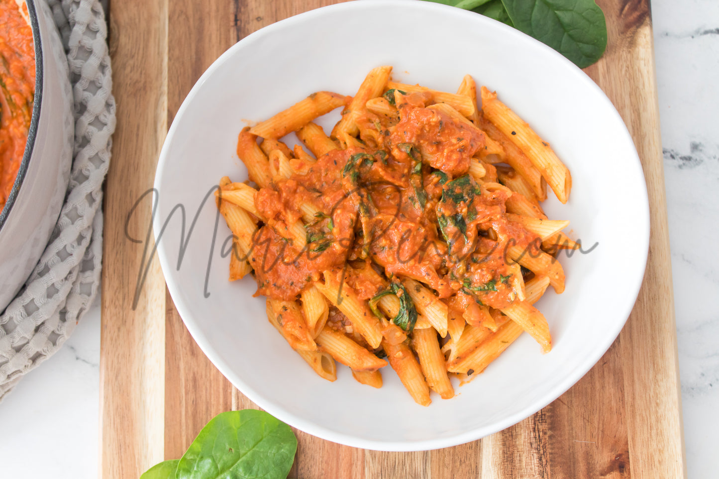 Semi: Creamy Spinach Pasta Sauce (Set 2 of 2)