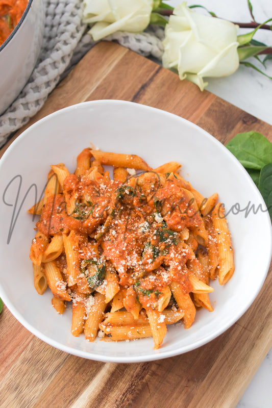 Semi: Creamy Spinach Pasta Sauce (Set 2 of 2)