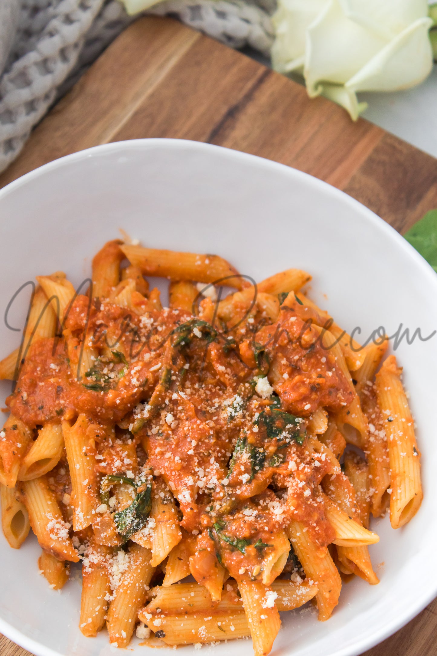 Semi: Creamy Spinach Pasta Sauce (Set 2 of 2)