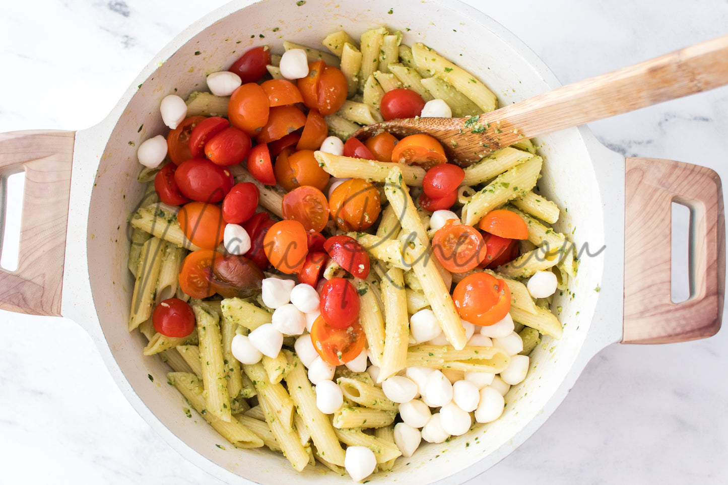 Exclusive: Caprese Pesto Pasta Salad