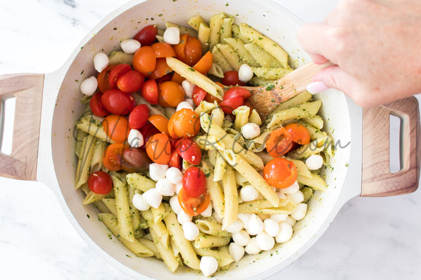 Exclusive: Caprese Pesto Pasta Salad