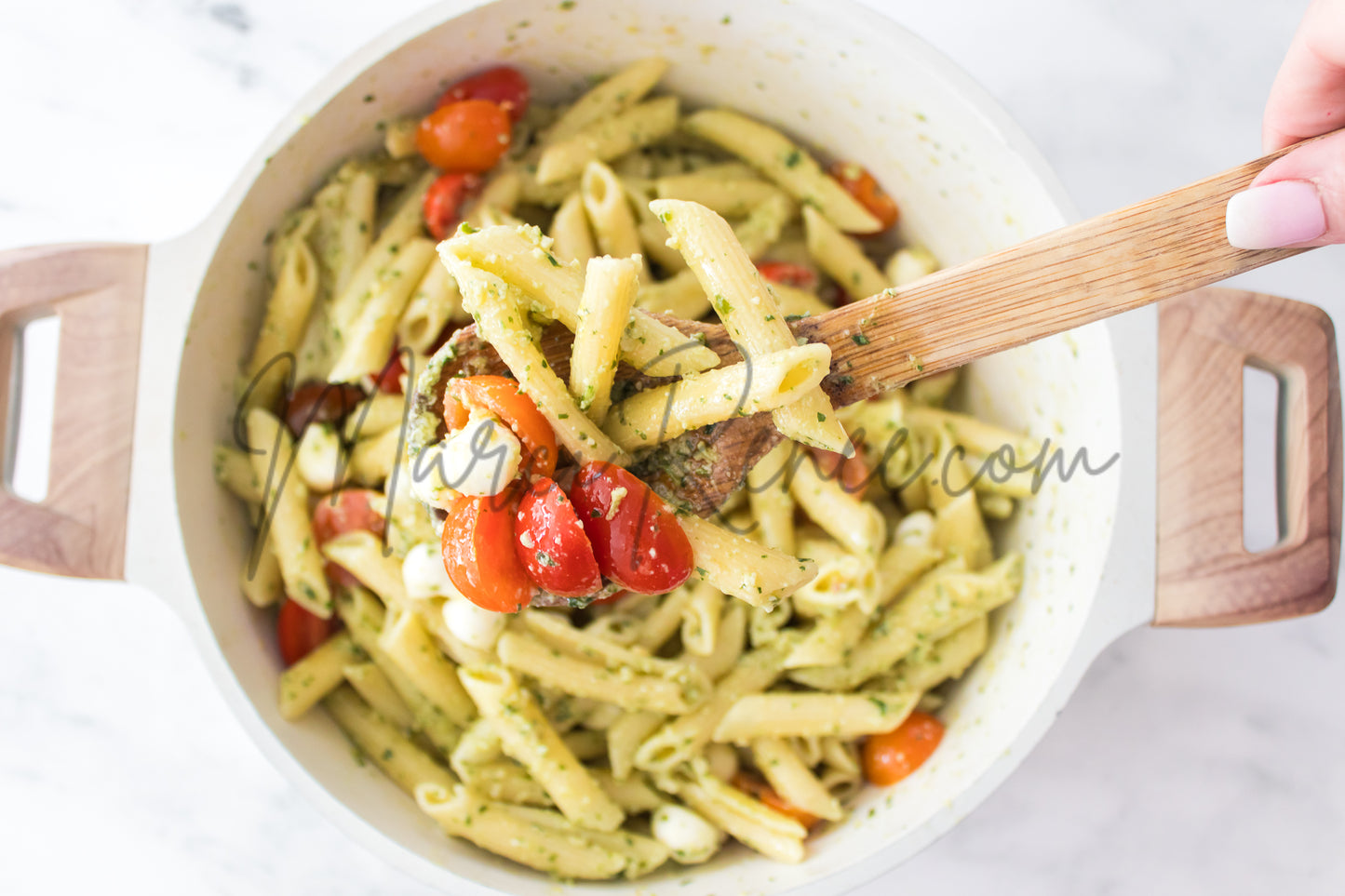 Exclusive: Caprese Pesto Pasta Salad