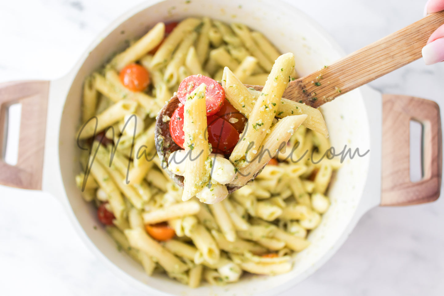Exclusive: Caprese Pesto Pasta Salad