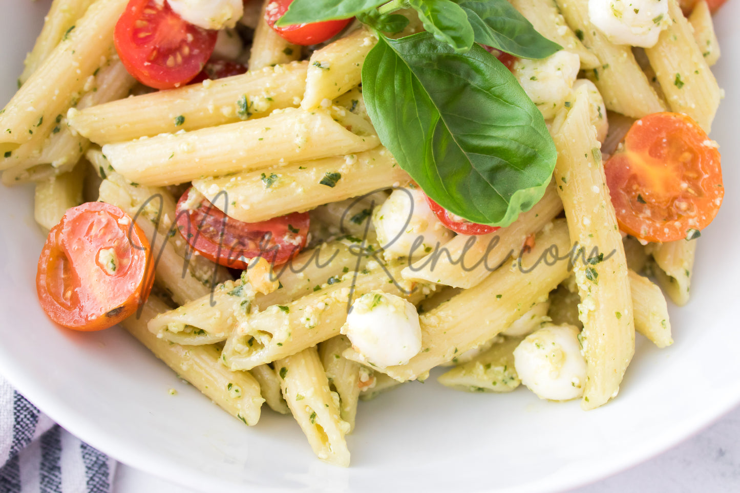 Exclusive: Caprese Pesto Pasta Salad