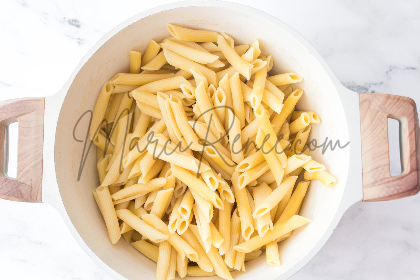 Exclusive: Caprese Pesto Pasta Salad