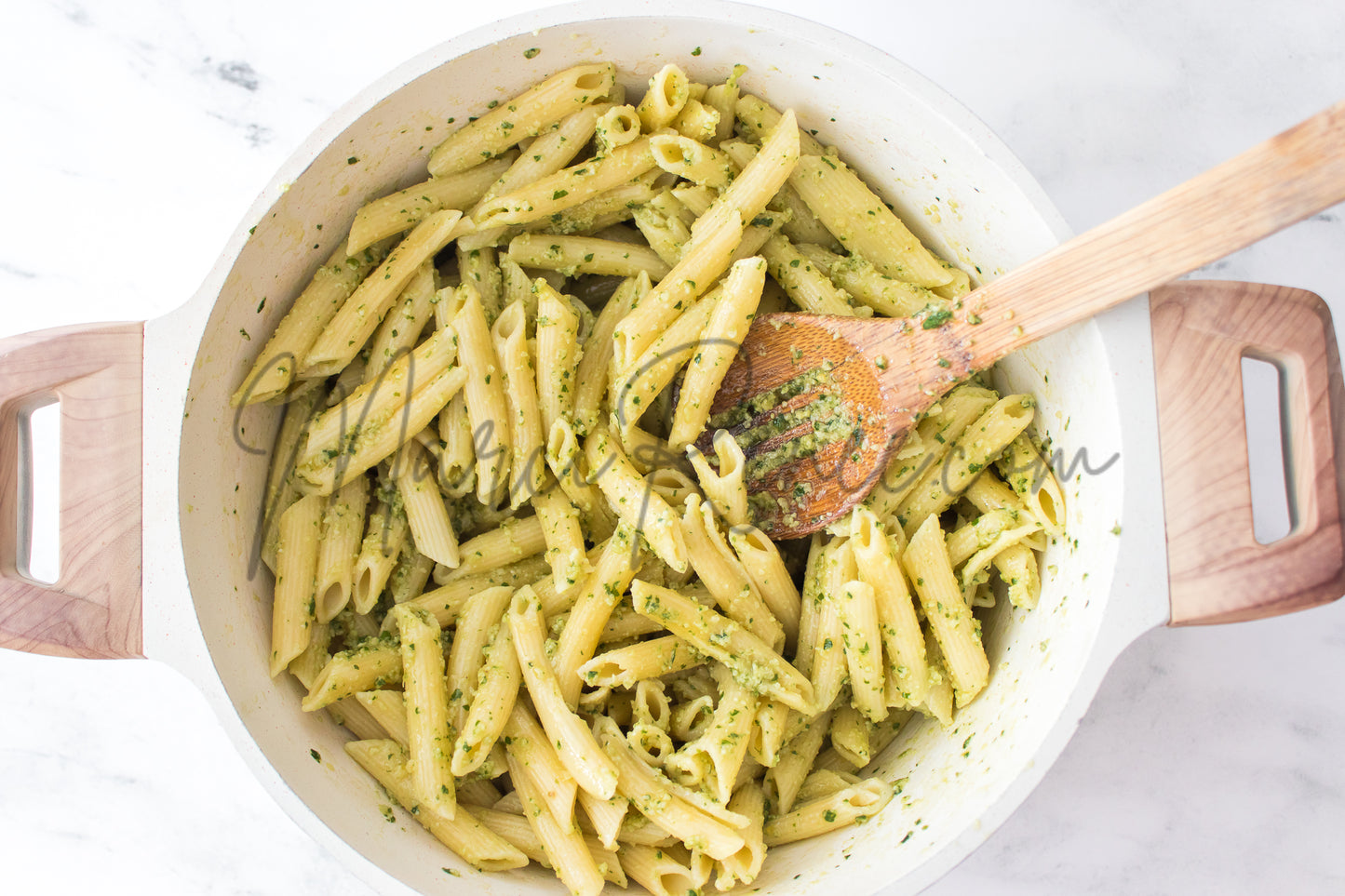 Exclusive: Caprese Pesto Pasta Salad