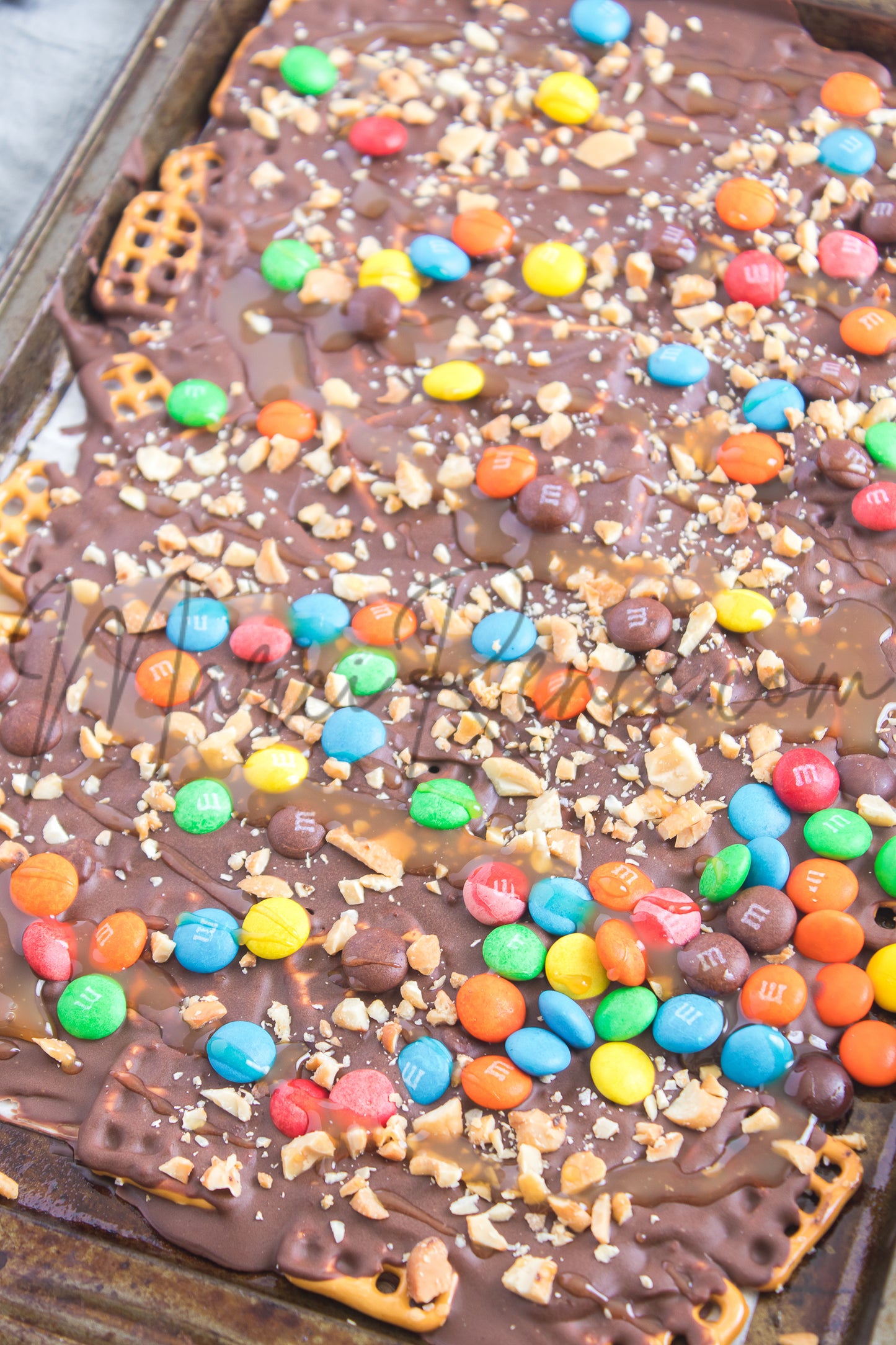 Chocolate Caramel Pretzel Bark (PLR)