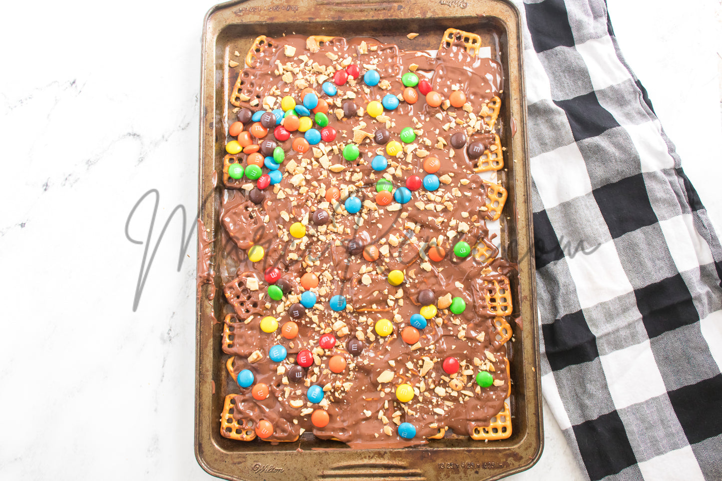 Chocolate Caramel Pretzel Bark (PLR)