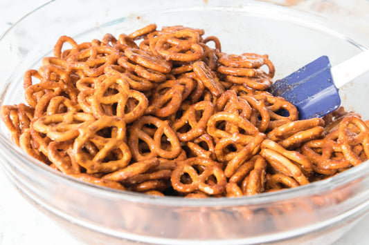 Oven Cinnamon Pretzels (PLR)