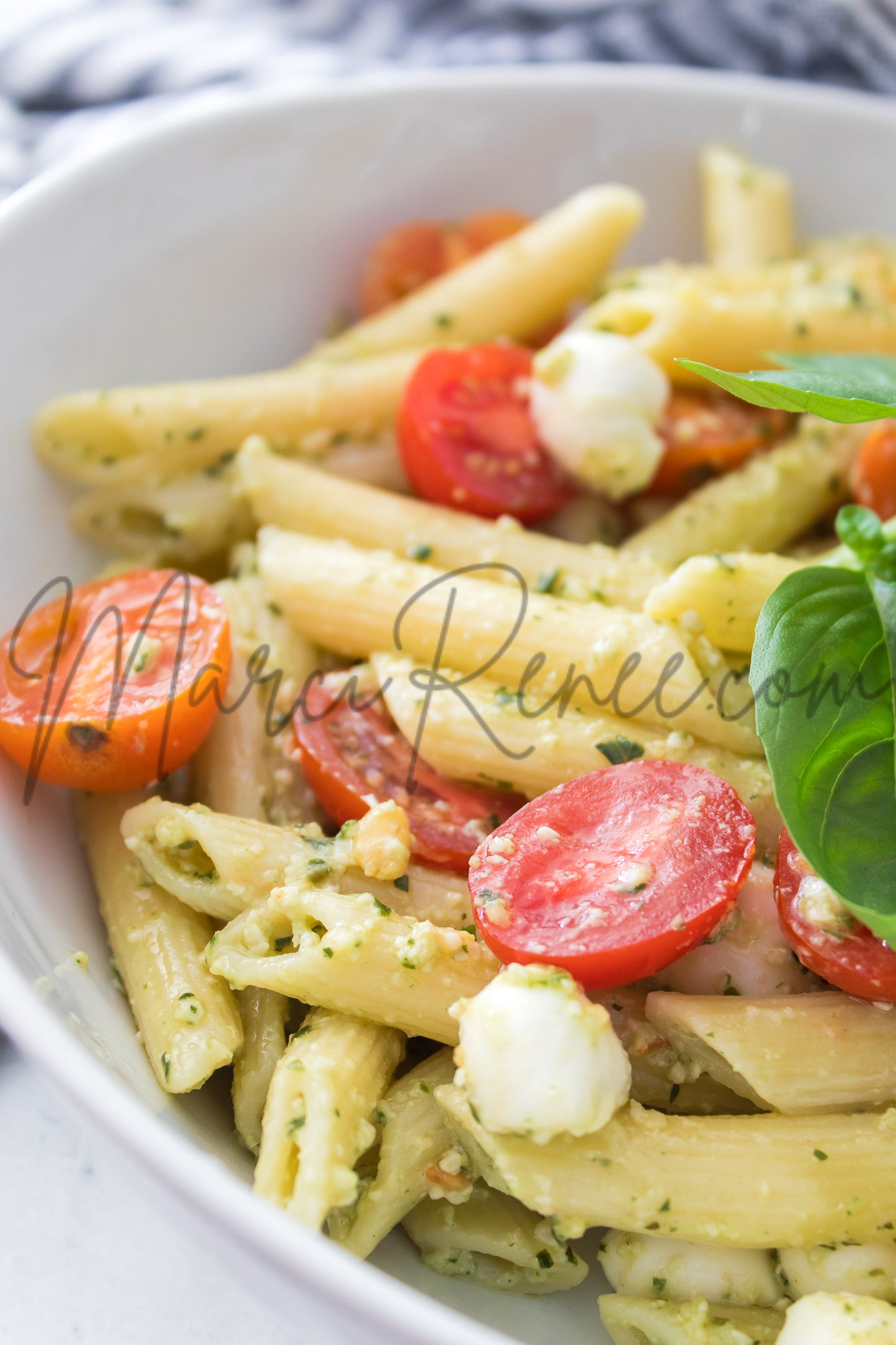 Exclusive: Caprese Pesto Pasta Salad