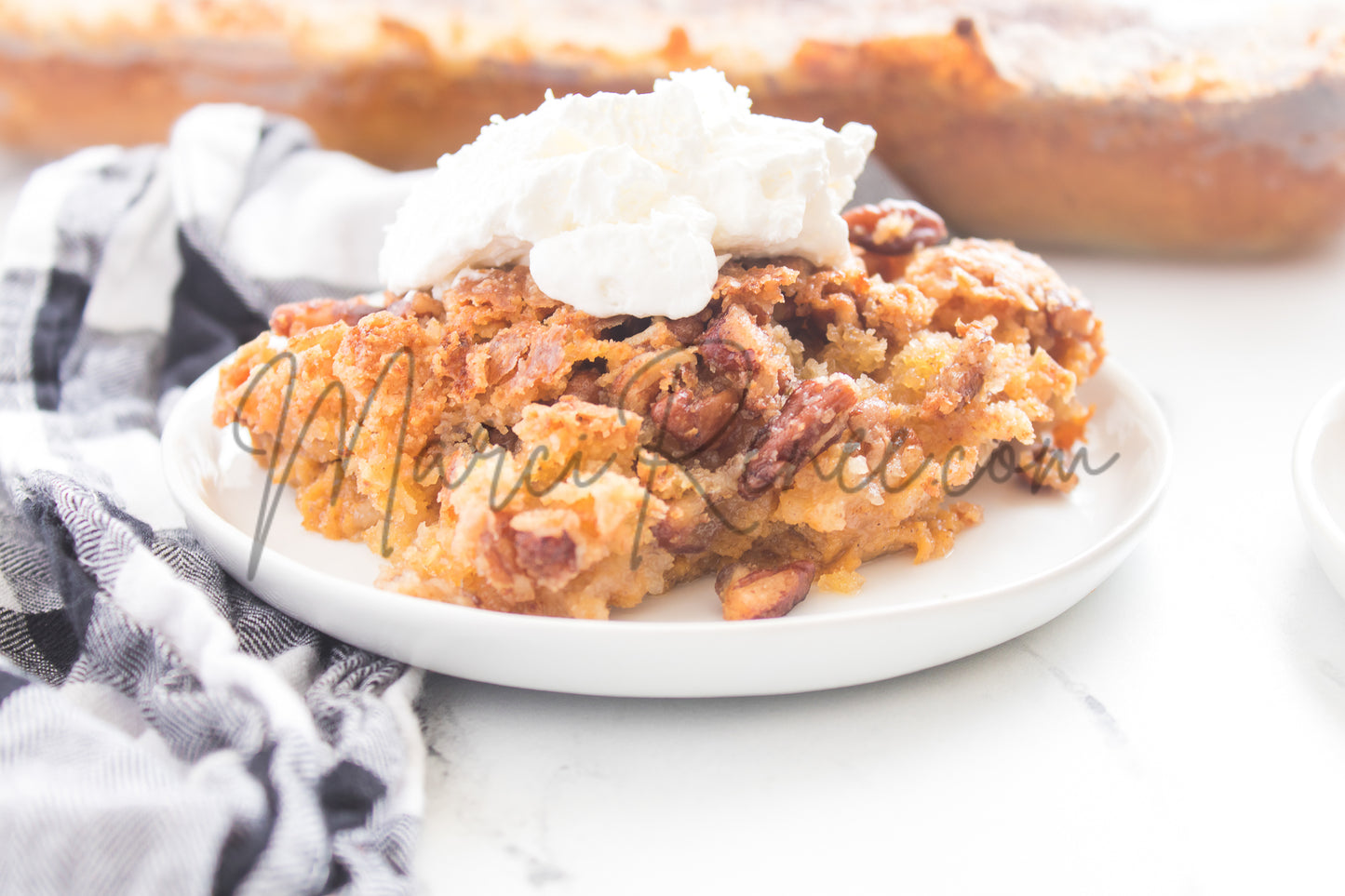 Pumpkin Crunch Cake (PLR)