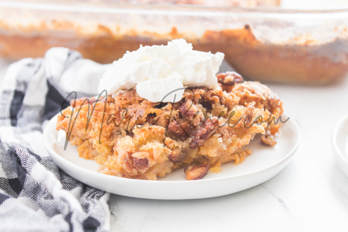 Pumpkin Crunch Cake (PLR)