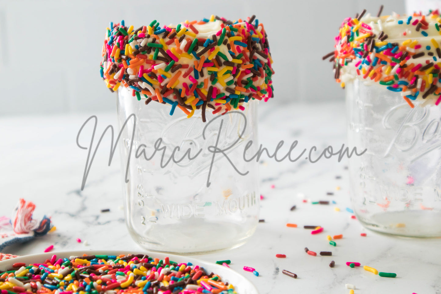 Vanilla Bean Funfetti Milkshake (PLR)